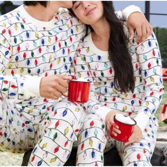 Hanna Andersson Other - HANNA ANDERSSON 2 PIECE LONG JOHN TOP FLANNEL PANTS PAJAMA SET XMAS BULB S M